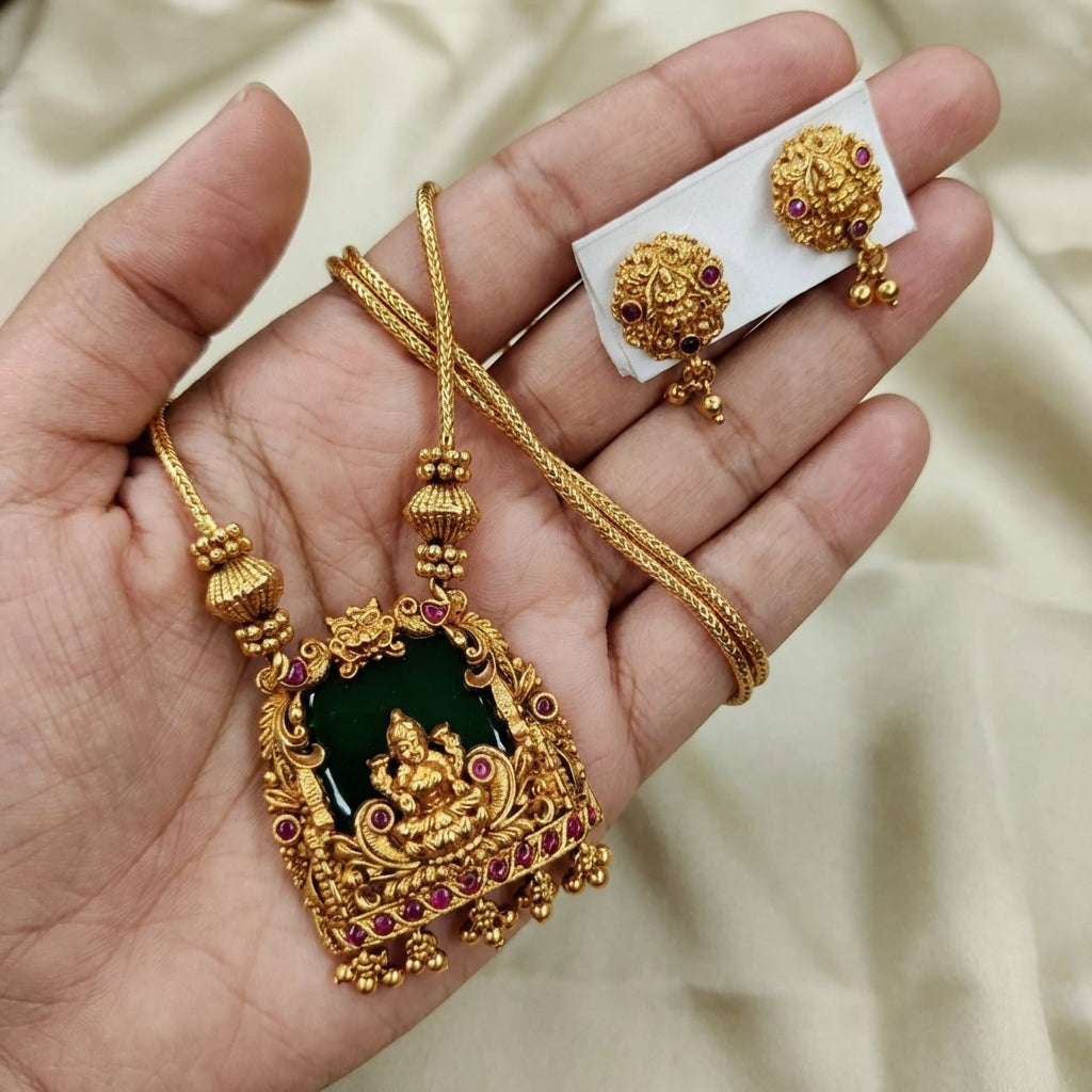 Shree Lakshmi Antique Beaded Pendant Set – Premium Collection